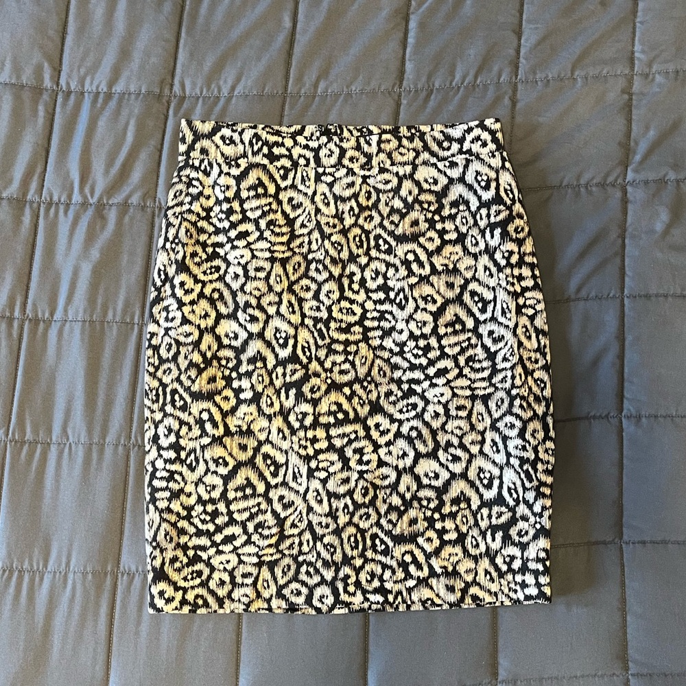 Ann Taylor Leopard-print skirt